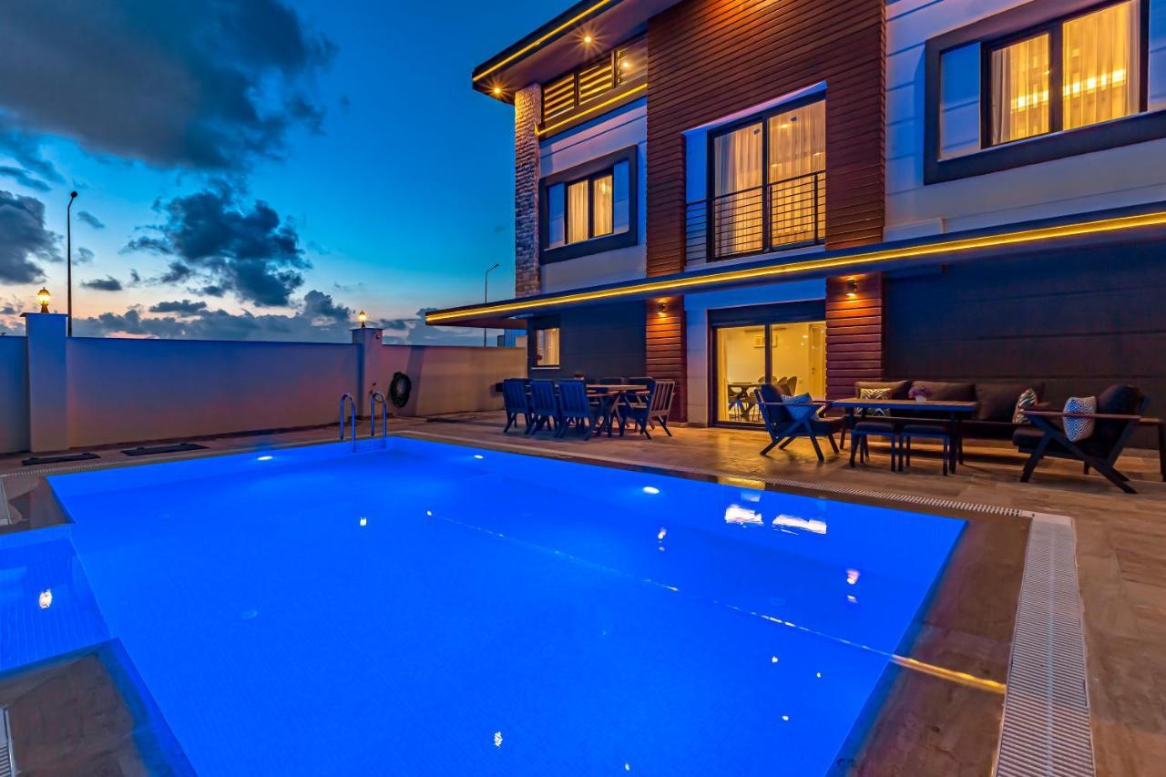 Palm Private Villas Belek Esterno foto